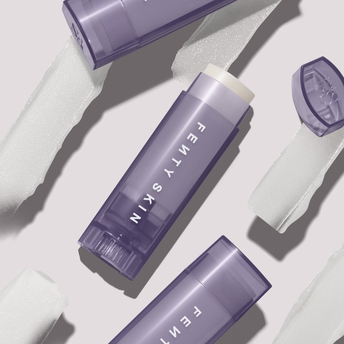 LUX BALM ULTRA-HYDRATING CHERRY LIP BALM (BÁLSAMO ULTRAHIDRATANTE)